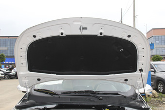 2017款宝骏310W 1.5L手动豪华型