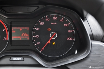 2016款宝骏310 1.2L手动超值型