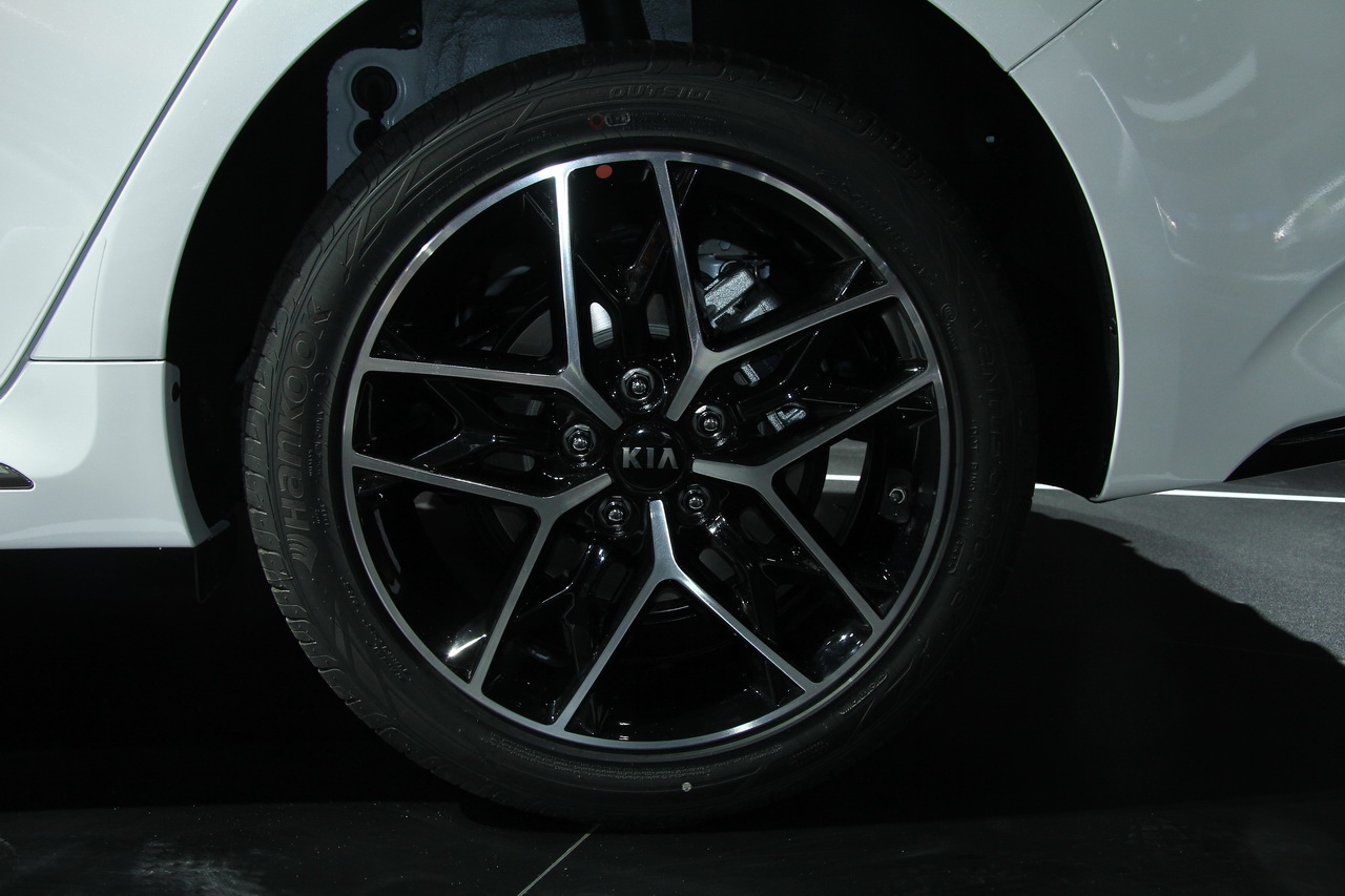 2018广州车展实拍：起亚K5 Pro