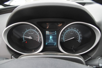 2015款传祺GS5 Super 1.8T自动四驱尊贵版