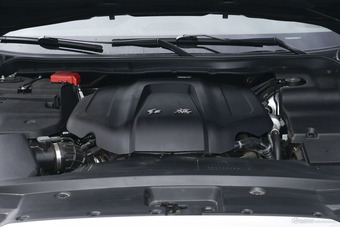 2017款红旗H7 2.0T自动豪华型