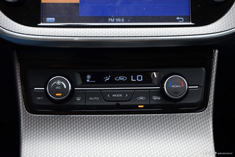 2016款帝豪GS 1.8L手动领尚型优雅版