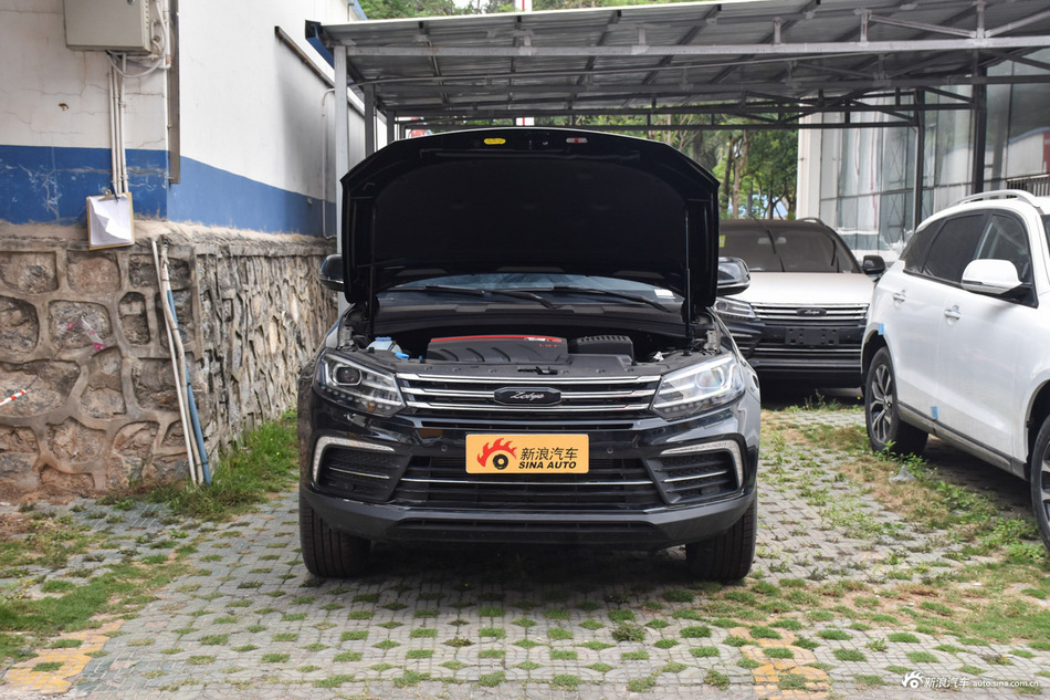 2017款众泰T600 Coupe 1.5T手动尊享型