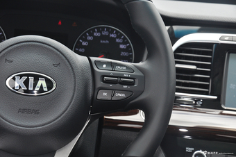 2017款起亚K4 1.8L自动DLX Special