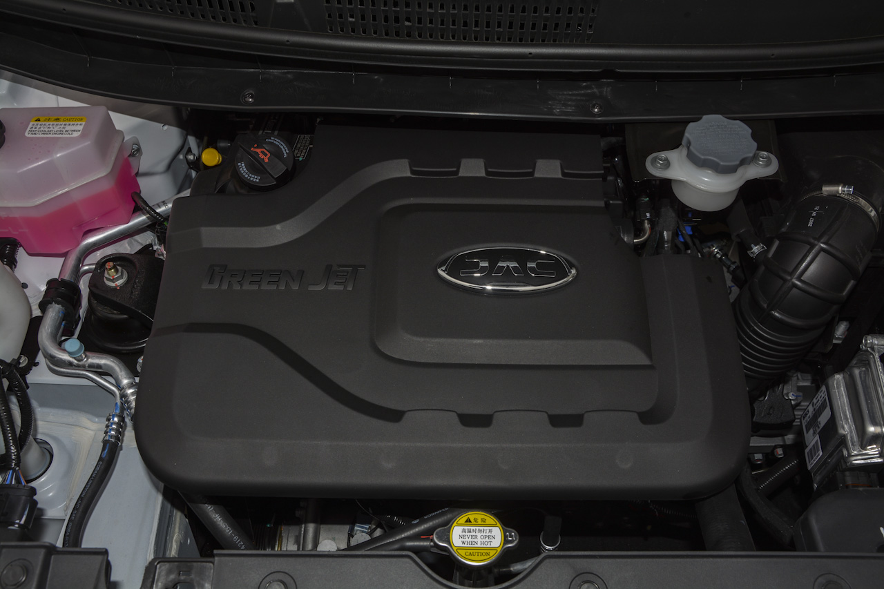 2018款瑞风S3定制版1.5L手动豪华智能型