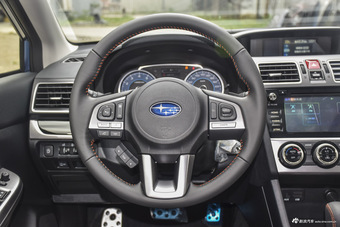 2017款斯巴鲁XV 2.0L自动精英版