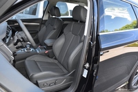 2018款奥迪Q5L 2.0T自动45 TFSI尊享运动型