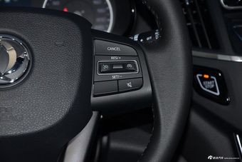 2017款东风风神AX5 1.4T 手动趣享型