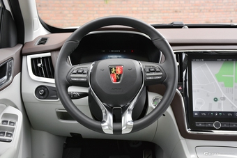 2017款荣威eRX5 EV400 电动互联至尊版