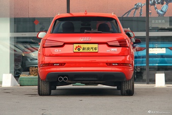 2017款奥迪Q3 2.0T自动35 TFSI风尚型
