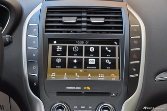 2019林肯MKC 2.0T自动四驱尊雅版 国VI