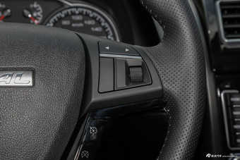 2016款哈弗H5 2.0T手动四驱柴油尊贵型经典版