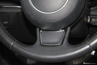 2016款奥迪A3 1.8T自动Limousine 40TFSI豪华型