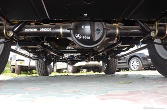 2016款BJ 212 2.0L手动方门四驱豪华型 国V