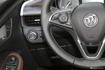 2017款昂科威1.5T自动两驱精英型20T