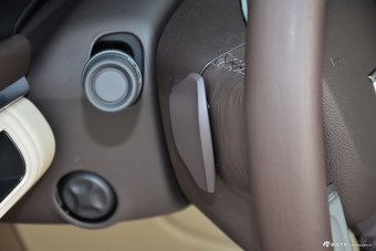 2017款XTS 2.0T自动28T精英型