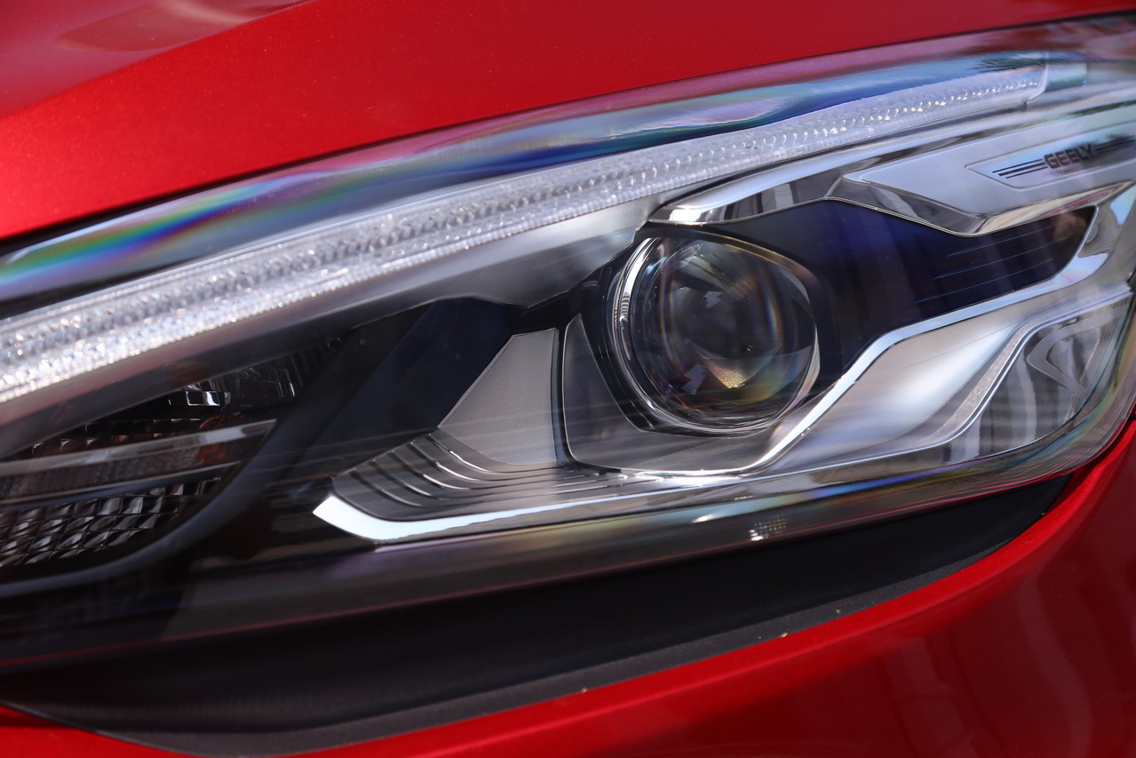 2018款帝豪GS 1.4T自动尊尚智联型领潮版