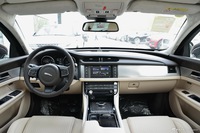 2017款捷豹XFL 2.0T自动200PS豪华版