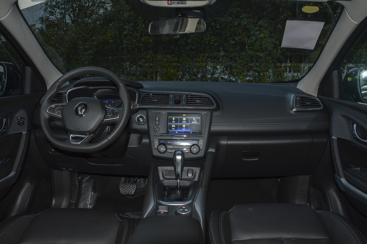 2017款科雷嘉2.0L自动豪华版