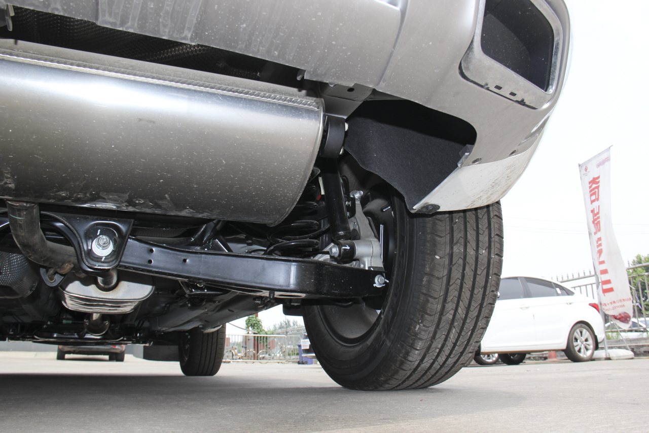 2018款瑞虎7 1.5T手动精英版