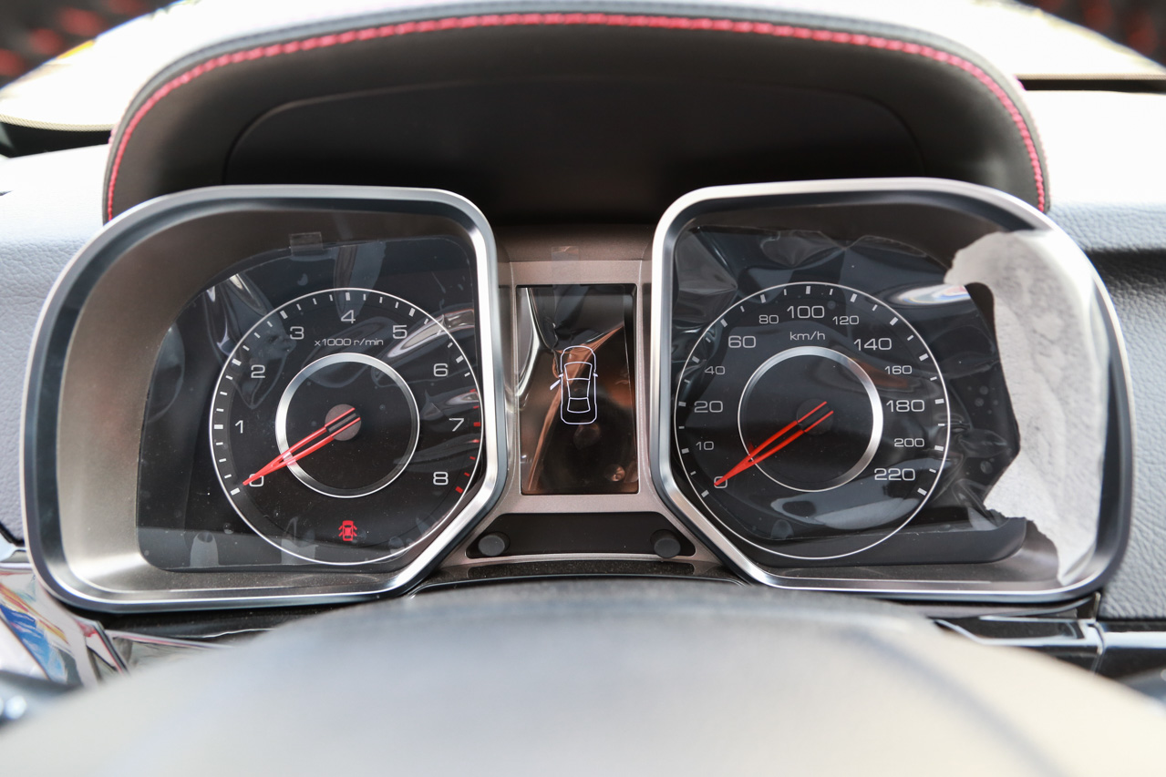 2016款大迈X5 1.5T手动豪华7座型 国五 萨丁白