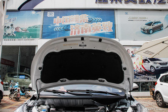 2016款 潍柴英致 G3S  1.5L 手动精英版 天山白