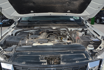 2018款途达 2.5L自动四驱豪华版