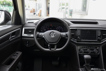 2017款途昂2.0T自动两驱旗舰版330TSI