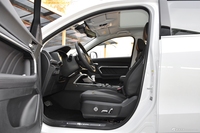 2017款哈弗H6 换代 红标 1.5T 自动两驱智尚型