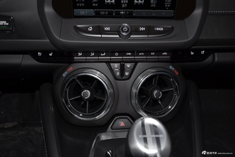 2017款科迈罗2.0T自动RS