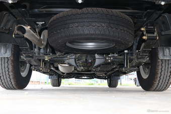 2018款中兴威虎 2.8T柴油国V两驱精英型中双CA4D28C5-1B