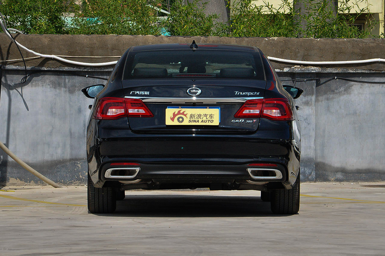 2017款传祺GA8 1.8T 280T自动尊享版