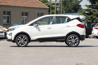 2016款比亚迪元1.5L手动舒适型