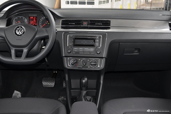 2017款桑塔纳浩纳1.6L自动风尚版