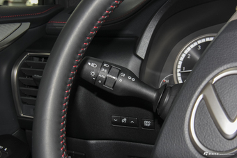 2017款雷克萨斯NX300 2.0T自动全驱 F SPORT