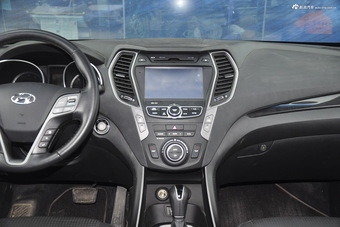 2015款全新胜达2.0T自动两驱智能型 5座