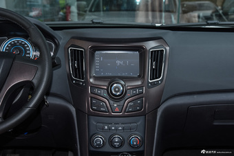 2015款海马S7 2.0L手动改款纵骋型