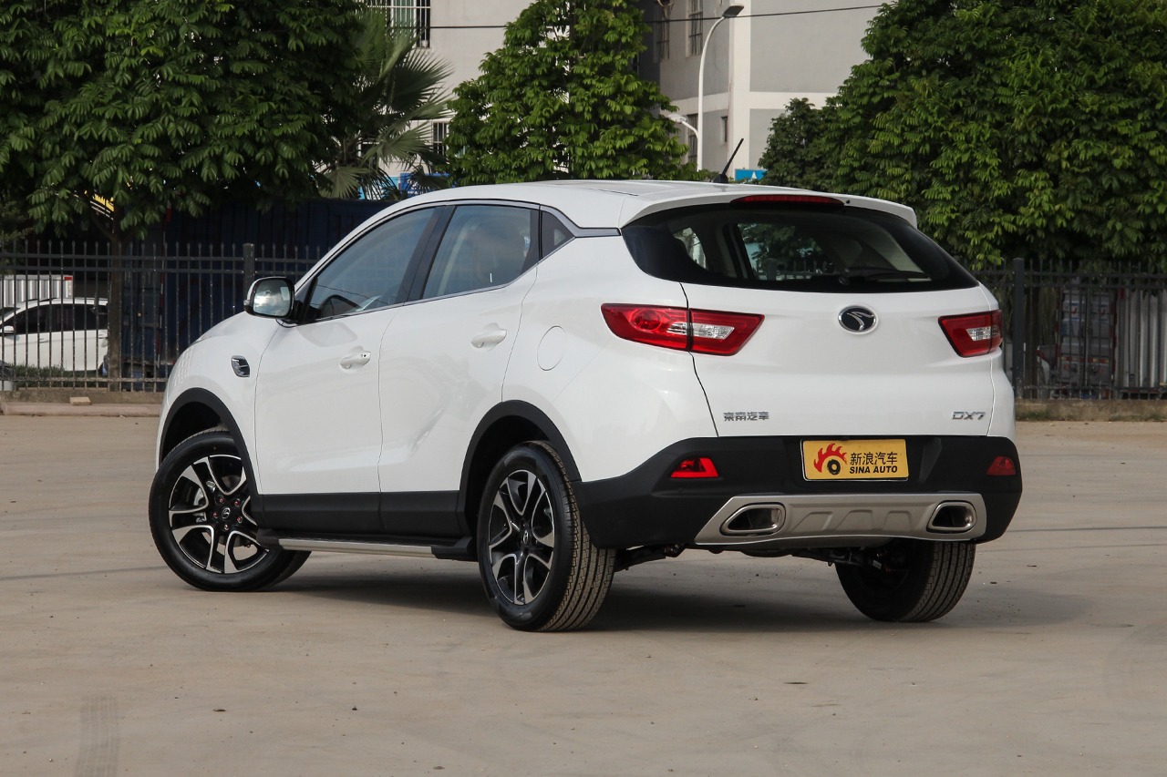 2018款东南DX7经典版1.5T自动DCT舒适型