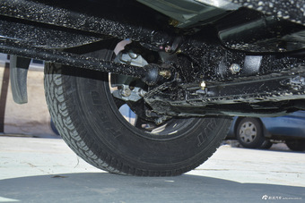 2016款骐铃T7 2.8T手动四驱舒适版加长轴距JE493ZLQ4CB