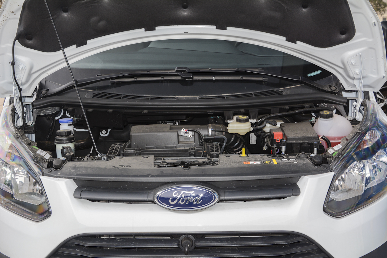 2017款新全顺2.0T中轴中顶柴油Diesel 5/6座Kombi国5图片