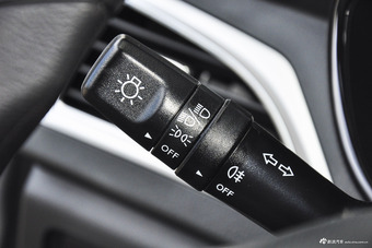 2016款悦翔V7 1.6L自动乐享型国V