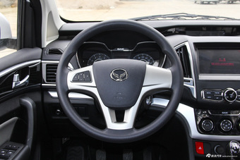 2015款幻速H3 1.5L手动舒适型