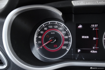 2017款中华H3 1.5L自动豪华型