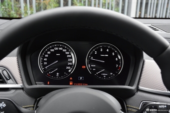 2018款宝马X2 2.0T sDrive 25i 豪华型M越野套装