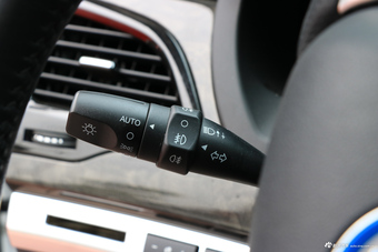 2017款比亚迪唐 全时四驱豪雅型