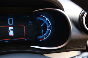 2016款凯翼X3 1.6L手动智联III版