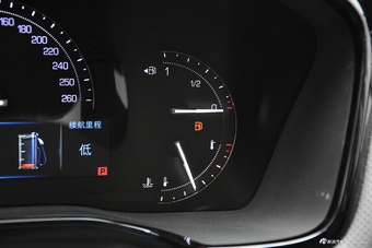 2017款XT5 2.0T自动25T周年庆版豪华型