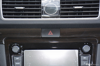 2016款风光370 1.5L手动豪华型7座