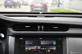 2018款捷豹XFL 2.0T自动250PS尊享版