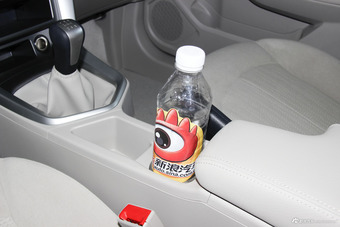 2016款启辰T70 1.6L手动睿行版